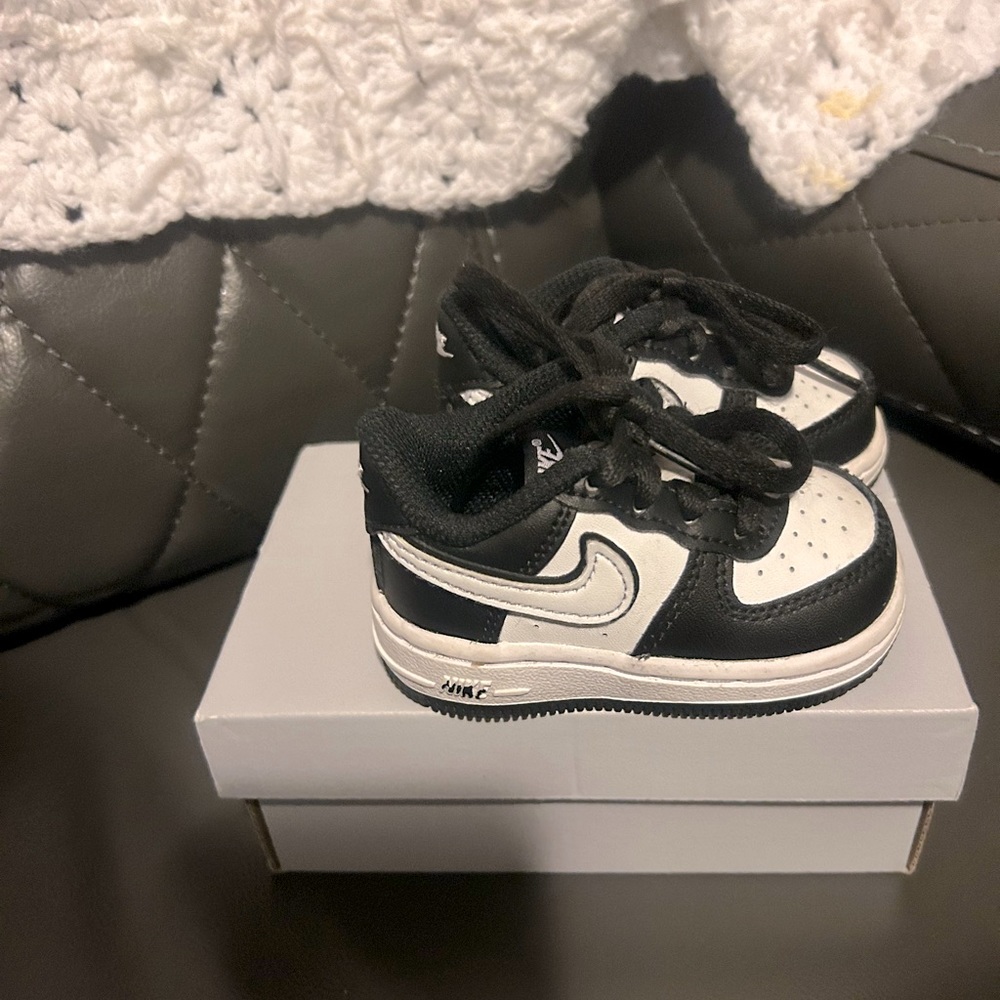 3C Nike lows